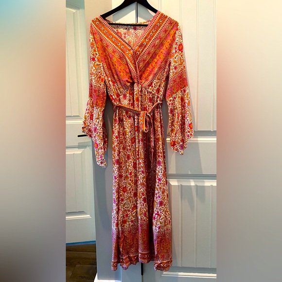 NEW Viscose Boho Maxi dress with tie belt. - Picture 2 of 6